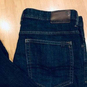 Men’s Jeans ,brand name -Buffalo fits great and Mint condition.